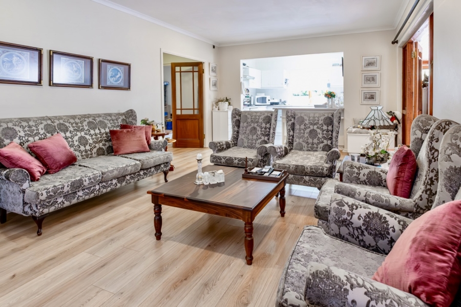 2 Bedroom Property for Sale in King George Park Western Cape